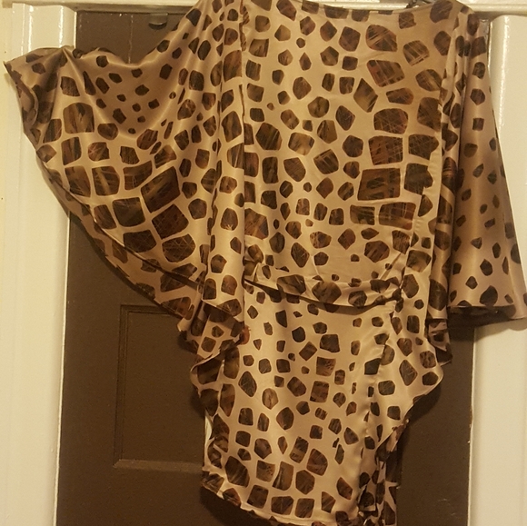 Ladies blouse - Picture 2 of 2